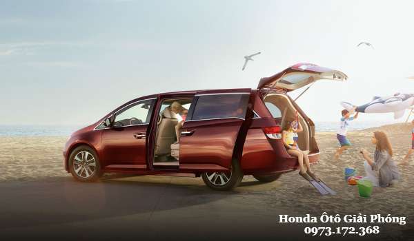 Honda Odyssey 2016 - Điểm nhấn từ những đường gân sắc nét - www.TAICHINH2A.COM
