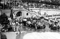 1950 - A água do oceano invade a pista e causa problemas para dez pilotos, entre eles, Giuseppe Farina - who was running second to fellow Alfa pilot Juan Manuel Fangio, Froilan Gonzalez, Luigi Fagioli, Louis Rosier e Robert Manzon
