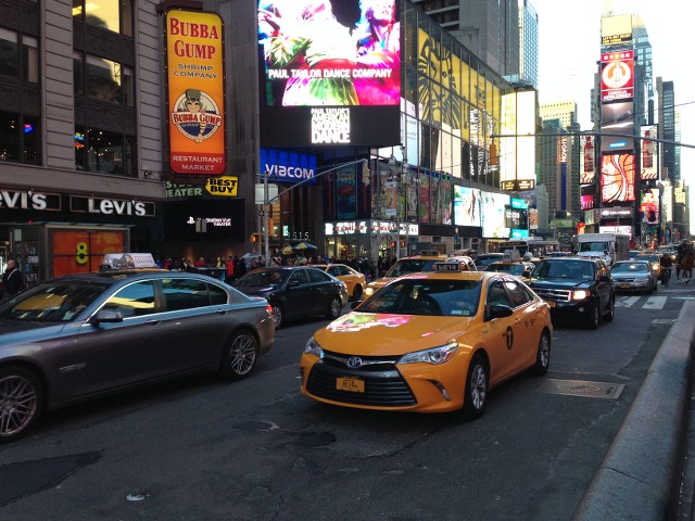 Nueva York en 6 días! - Blogs de USA - Primer día: Llegada a NY-5º ave.-Times Square (9)