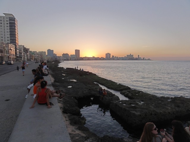 La Habana. Museo de la Revolución, Malecón, Vedado y Cabaret Tropicana. - Cuba. Diez días de enero. (48)
