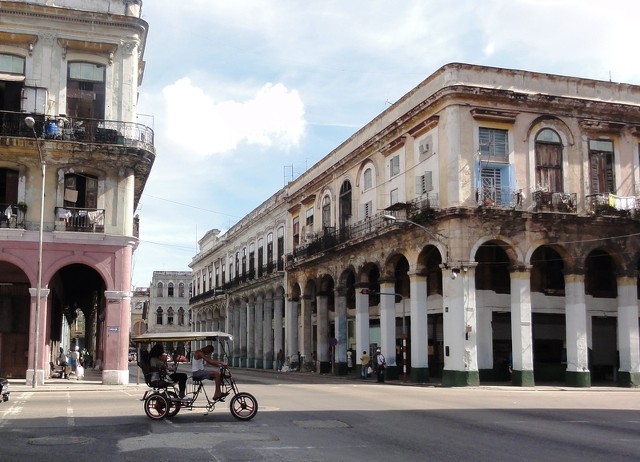 La Habana. La Habana Vieja, Centro y Plaza de la Revolución. - Cuba. Diez días de enero. (26)