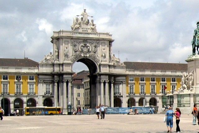 PORTUGAL, ¡QUÉ BONITO ES Y QUÉ CERCA ESTÁ! - Blogs de Portugal - LISBOA (Día 1) (8)