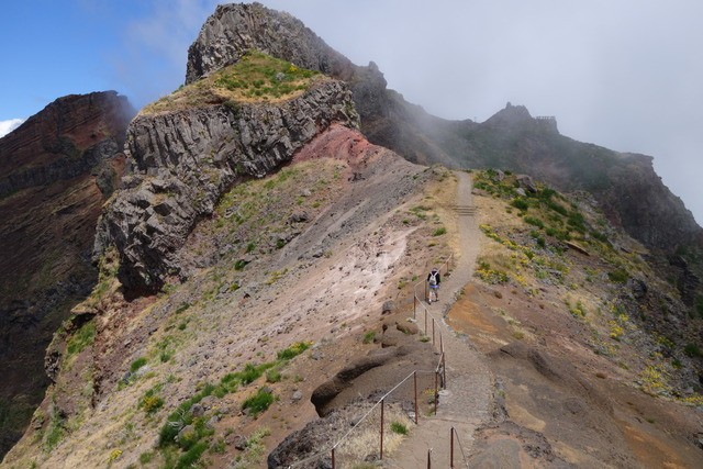 MIRADOR PICO DOS BARCELOS - EIRA DO SERRADO - PICOS AREEIRO/RUIVO (ruta a pie). - Madeira. Los grandes paisajes de una pequeña isla. (17)