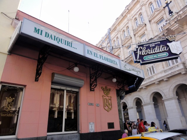 La Habana. Museo de la Revolución, Malecón, Vedado y Cabaret Tropicana. - Cuba. Diez días de enero. (32)