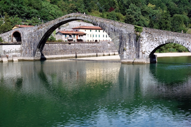 Etapa 10. Ponte della Maddalena, Barga y Florencia. - Ruta de 12 días por la Toscana - Julio 2017 (1)