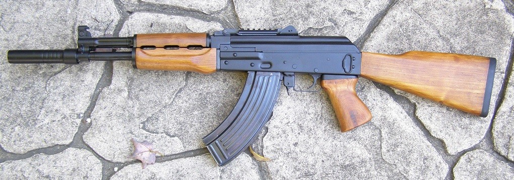 The gas tube is an early pattern Zastava M76 tube shortened to stack on the...