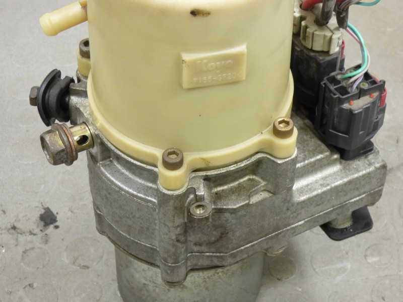 05-09 Mazda 3 Electric Power Steering Pump Motor Assembly Reservoir *M