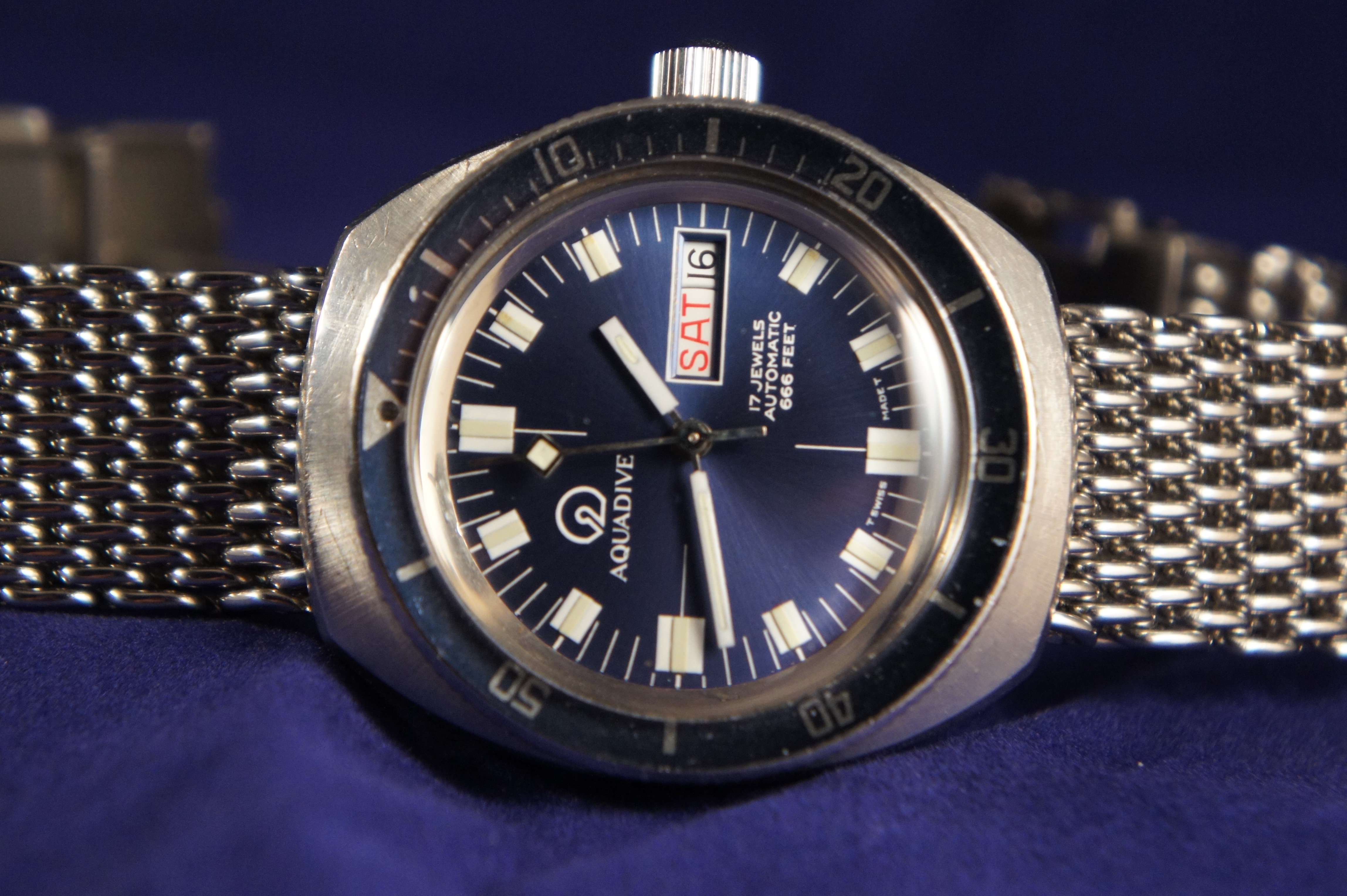 SOLD '70s Vintage Aquadive 200m Blue Diver